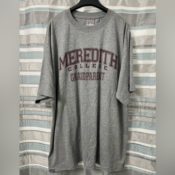 Jansport Other - Jansport Meredith College Grandparent T-Shirt